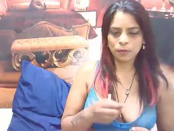 indiansexyass4u2luv streaming on Webcambliss