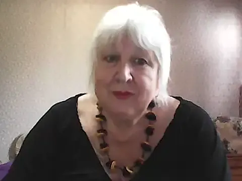 Alexia64231 streaming on Webcambliss